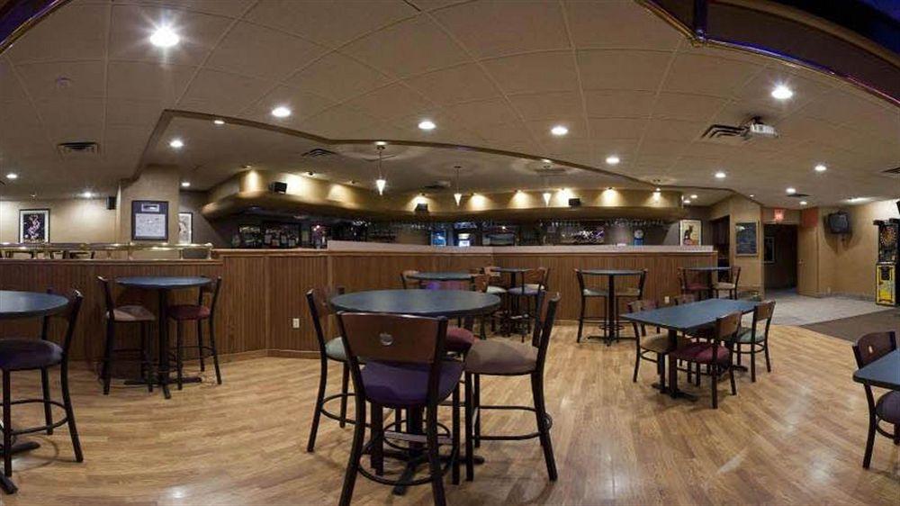 Holiday Inn Marquette By Ihg Exterior photo