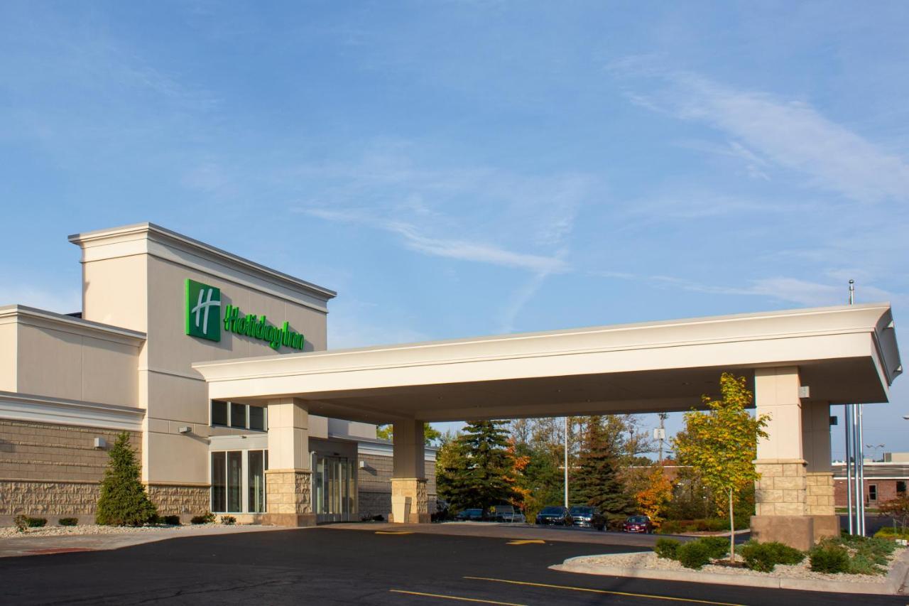 Holiday Inn Marquette By Ihg Exterior photo