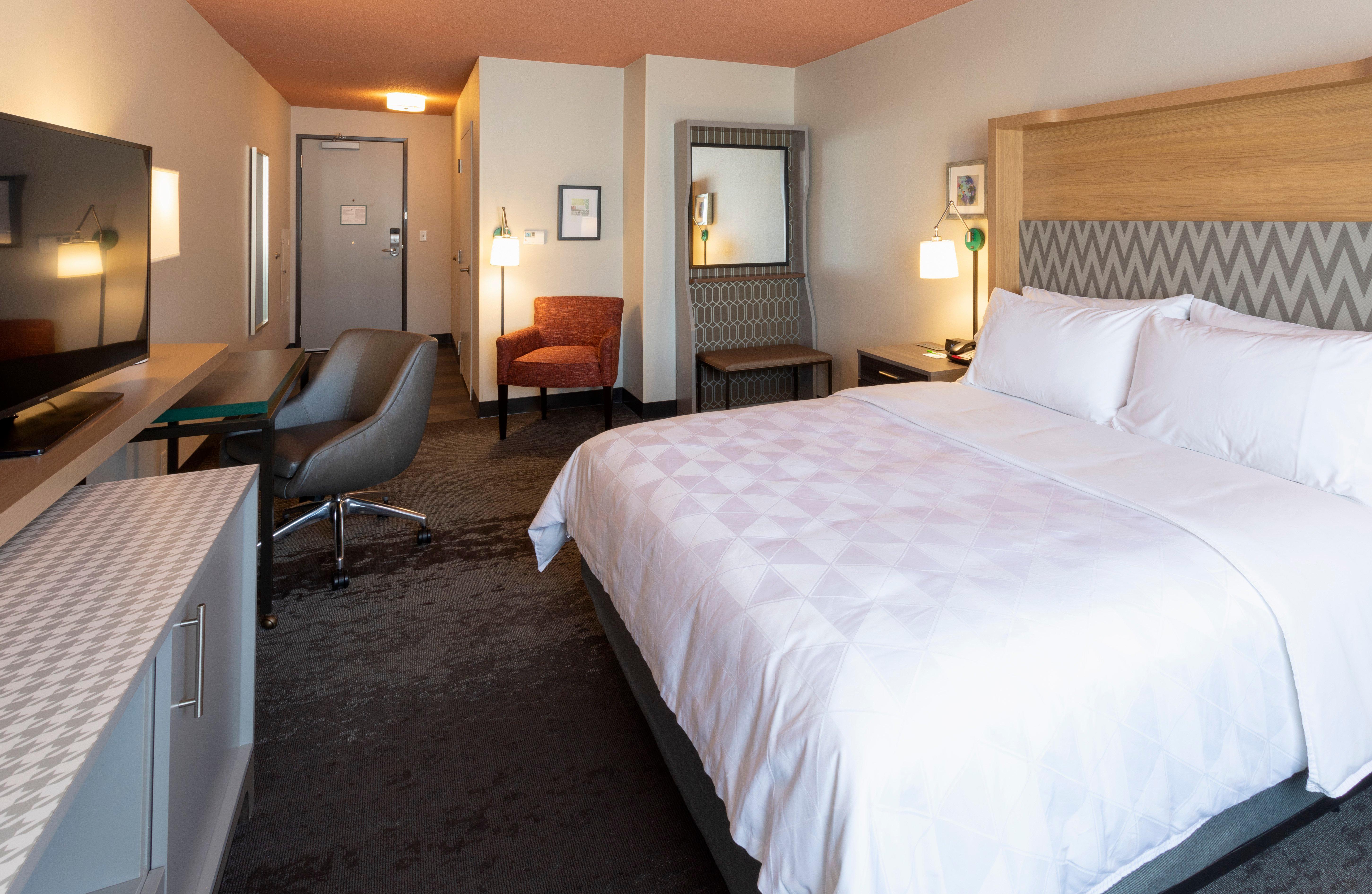 Holiday Inn Marquette By Ihg Exterior photo