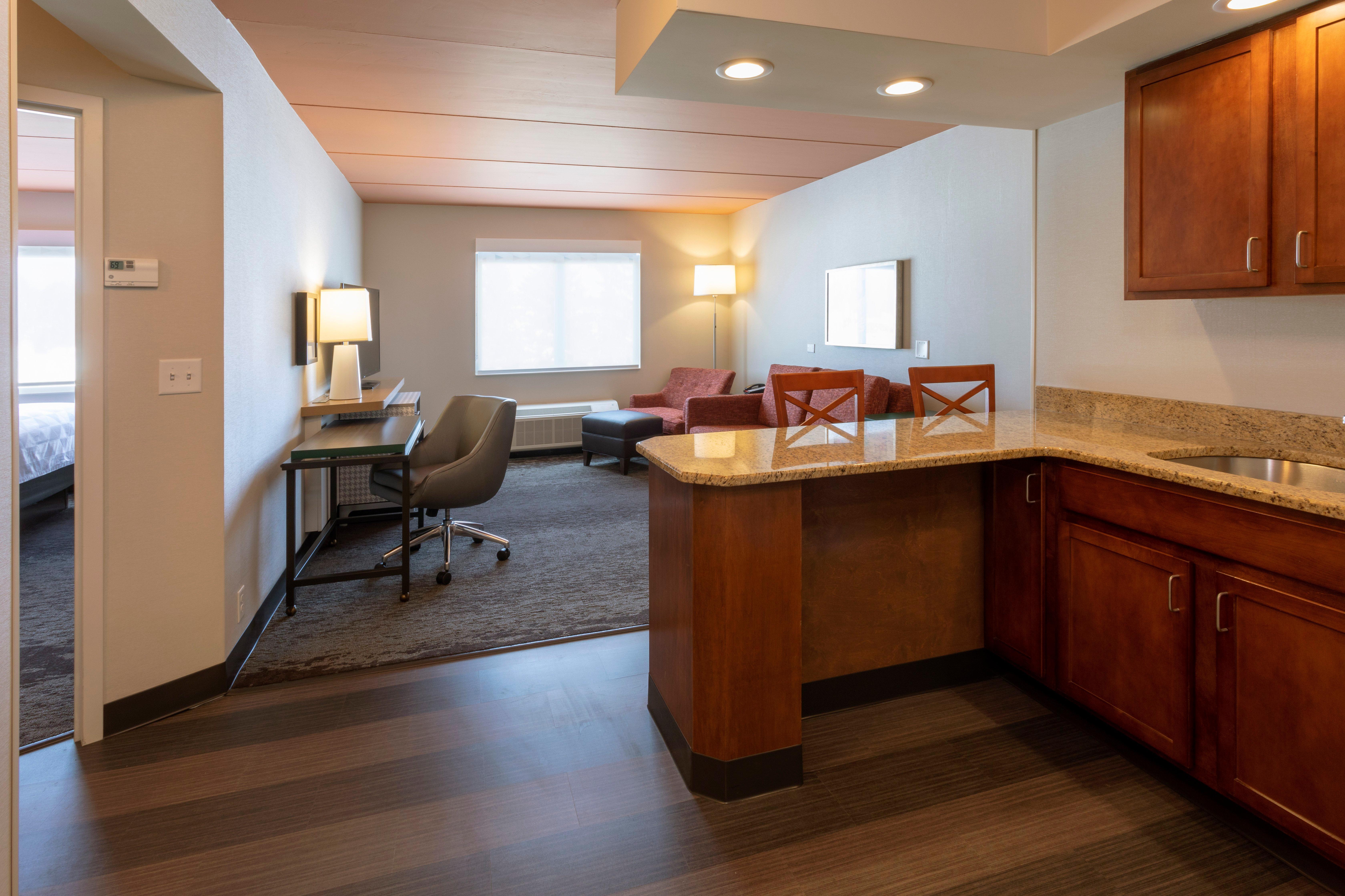 Holiday Inn Marquette By Ihg Exterior photo