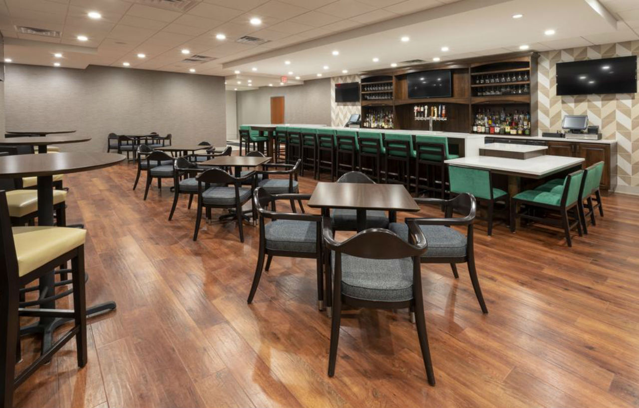 Holiday Inn Marquette By Ihg Exterior photo